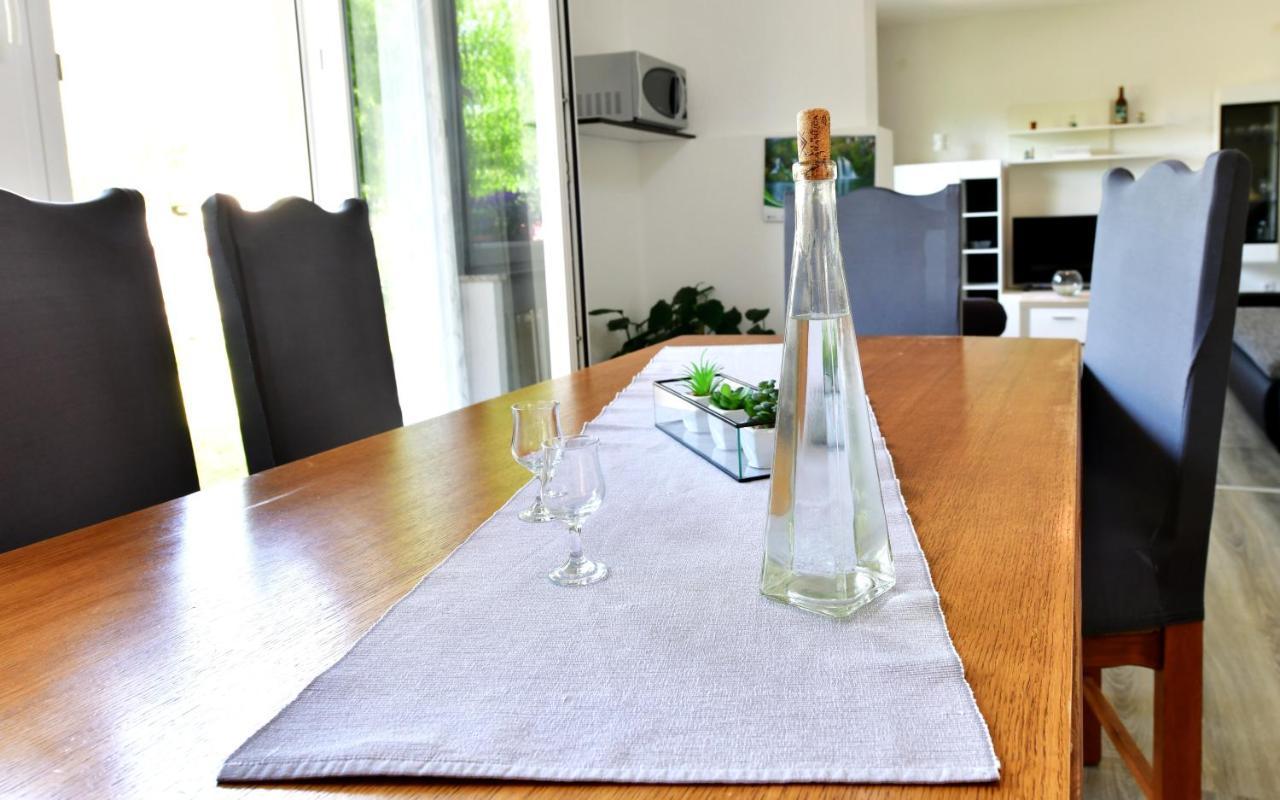 Apartman Dorijan ラコヴィツァ エクステリア 写真