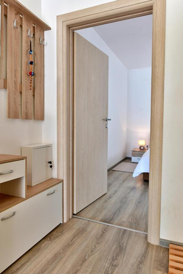 Apartman Dorijan ラコヴィツァ エクステリア 写真